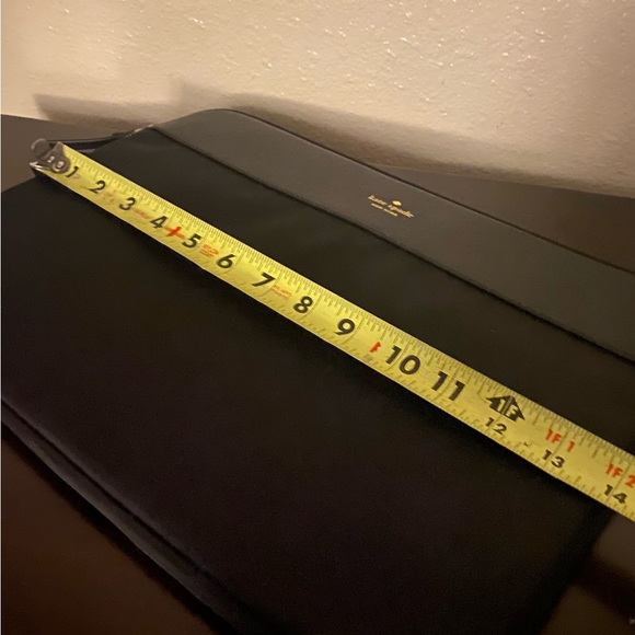 Kate Spade Black Solid 16” Universal Laptop Slim Sleeve - Picture 6 of 6